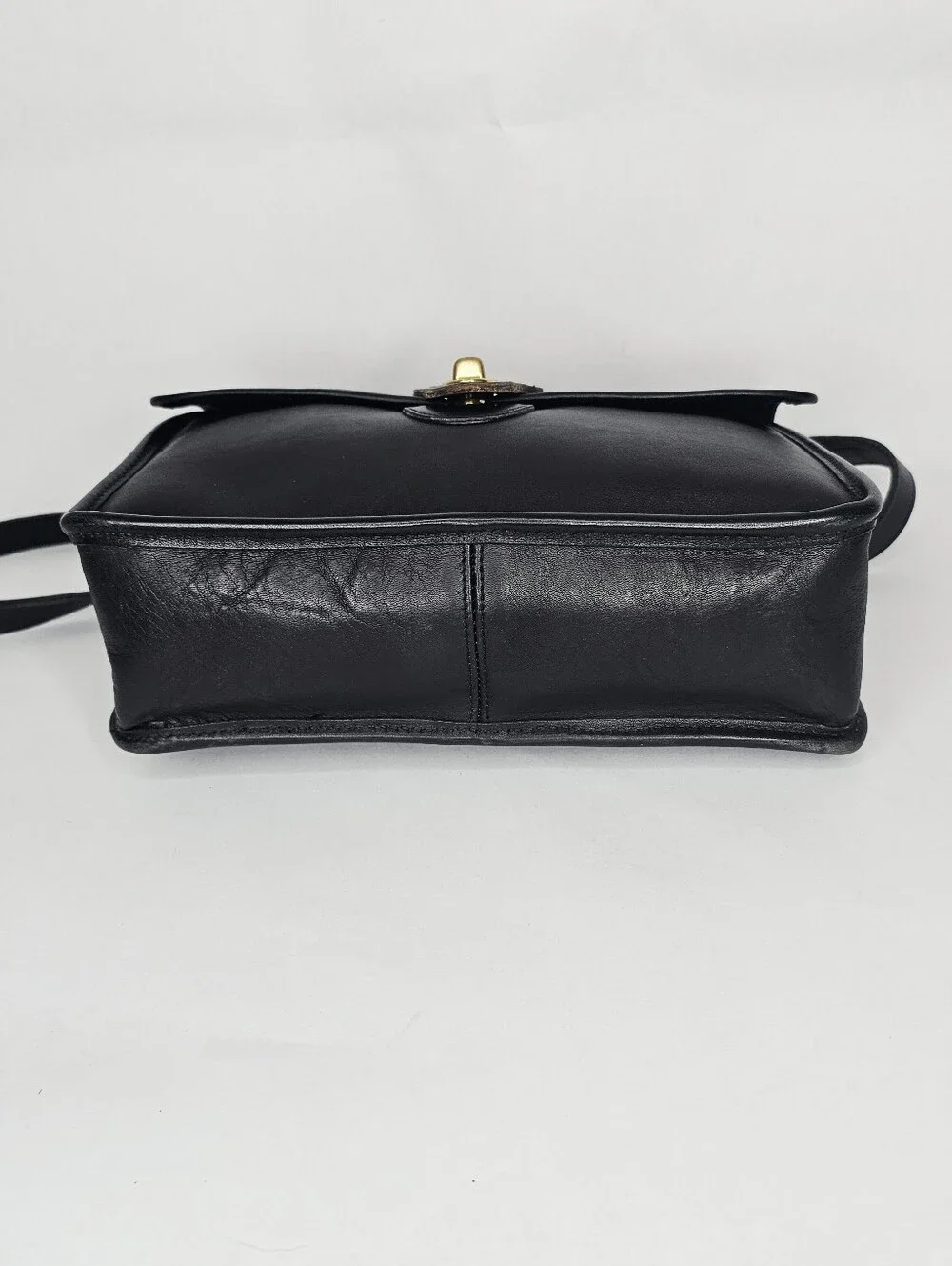 Coach Vintage Willis Black Leather Top Handle Satchel Purse